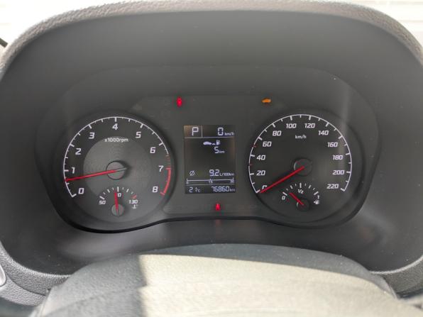 Hyundai Solaris II Рестайлинг с пробегом 2022 года, цена 1 650 000 рублей, 76792 км, седан, Автокод Объявления