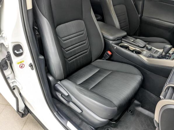 Lexus NX I с пробегом 2015 года, цена 2 490 000 рублей, 92726 км, внедорожник, Автокод Объявления