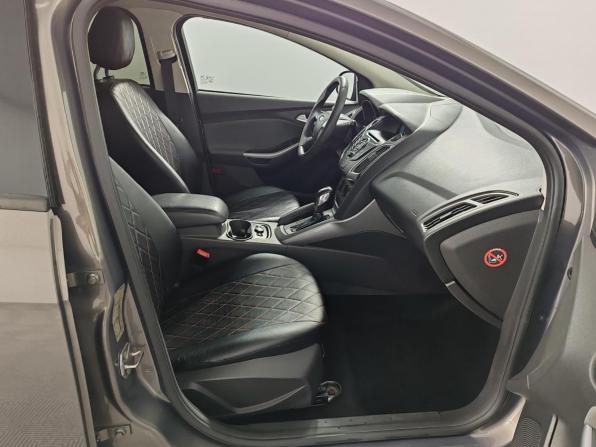Ford Focus III с пробегом 2013 года, цена 799 000 рублей, 122825 км, хэтчбек, Автокод Объявления