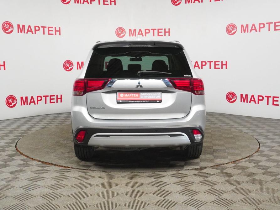 Mitsubishi Outlander III Рестайлинг 3 Вологда  - изображение 6