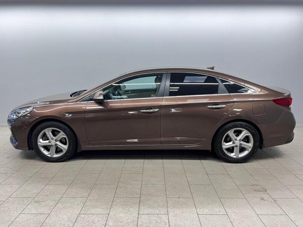 Hyundai Sonata VII (LF) Рестайлинг с пробегом 2017 года, цена 1 799 000 рублей, 99789 км, седан, Автокод Объявления
