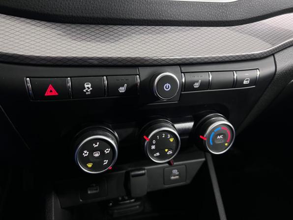 Lada (ВАЗ) Vesta I Рестайлинг (NG) с пробегом 2024 года, цена 1 350 000 рублей, 11235 км, седан, Автокод Объявления