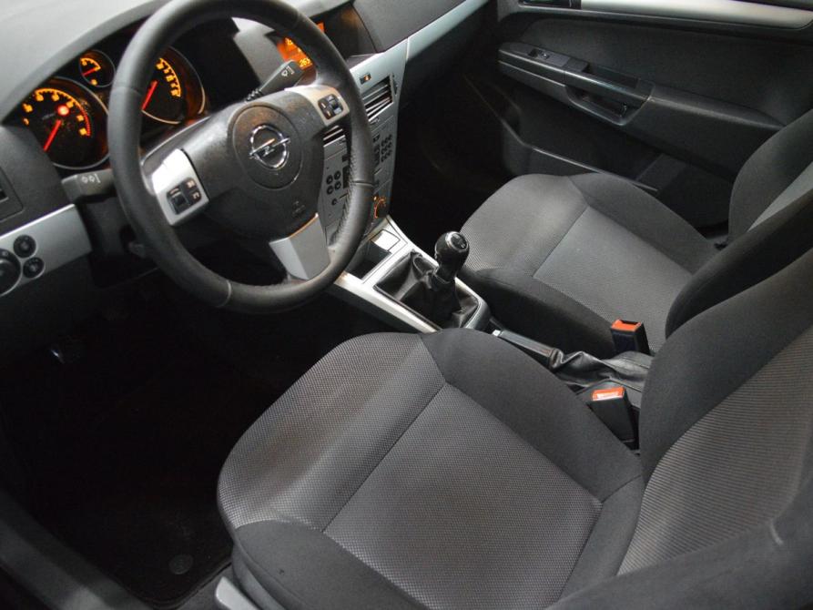 Opel Astra H Рестайлинг Санкт-Петербург  - изображение 10