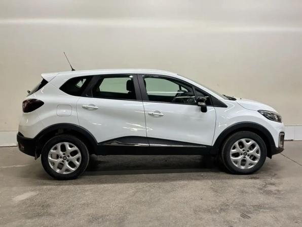 Renault Kaptur I с пробегом 2017 года, цена 1 239 000 рублей, 82717 км, внедорожник, Автокод Объявления