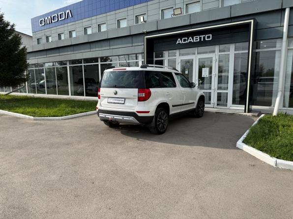 Skoda Yeti I Рестайлинг с пробегом 2014 года, цена 985 000 рублей, 207350 км, внедорожник, Автокод Объявления