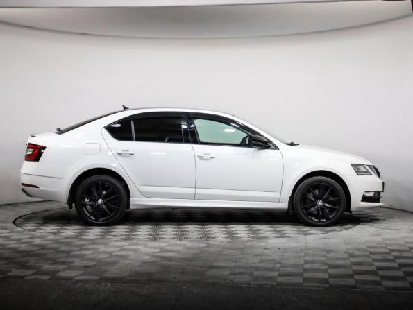Skoda Octavia III (A7) Рестайлинг с пробегом 2017 года, цена 1 749 000 рублей, 192046 км, лифтбек, Автокод Объявления