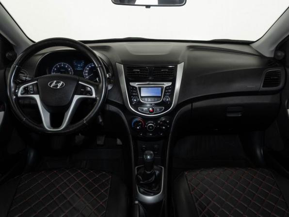 Hyundai Solaris I с пробегом 2013 года, цена 680 000 рублей, 148847 км, седан, Автокод Объявления