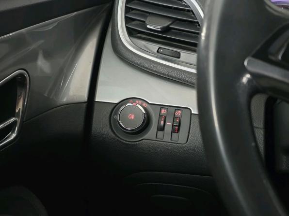 Opel Mokka I с пробегом 2014 года, цена 899 000 рублей, 166210 км, внедорожник, Автокод Объявления