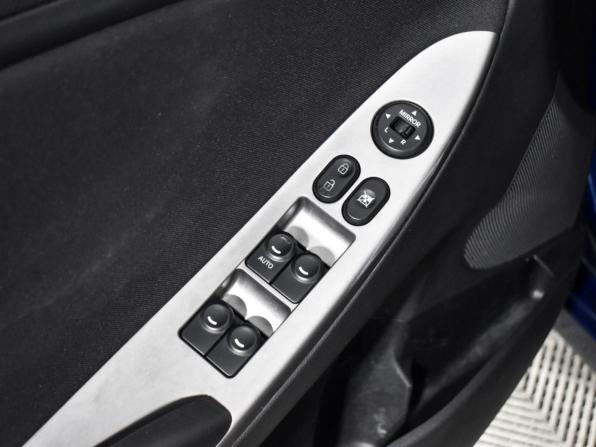 Hyundai Solaris I Рестайлинг с пробегом 2014 года, цена 655 000 рублей, 235063 км, седан, Автокод Объявления