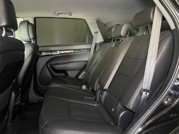 Kia Sorento II Рестайлинг с пробегом 2018 года, цена 2 049 000 рублей, 173000 км, внедорожник, Автокод Объявления