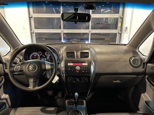 Suzuki SX4 I (Classic) Рестайлинг с пробегом 2012 года, цена 781 900 рублей, 207270 км, хэтчбек, Автокод Объявления