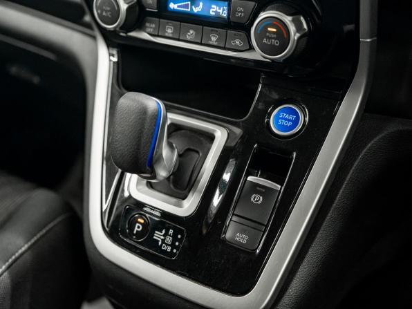 Nissan Serena V (C27) с пробегом 2019 года, цена 2 205 000 рублей, 147478 км, минивэн, Автокод Объявления