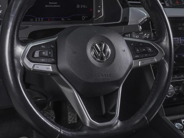 Volkswagen Passat B8 Рестайлинг с пробегом 2019 года, цена 2 369 000 рублей, 151942 км, седан, Автокод Объявления