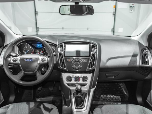 Ford Focus III с пробегом 2013 года, цена 575 000 рублей, 186908 км, хэтчбек, Автокод Объявления