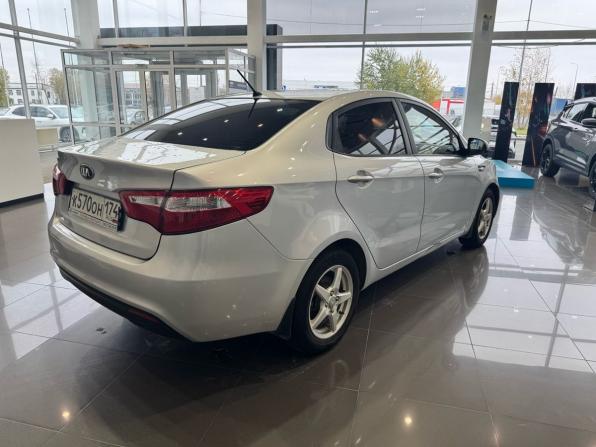 Kia Rio III с пробегом 2013 года, цена 895 000 рублей, 75570 км, седан, Автокод Объявления