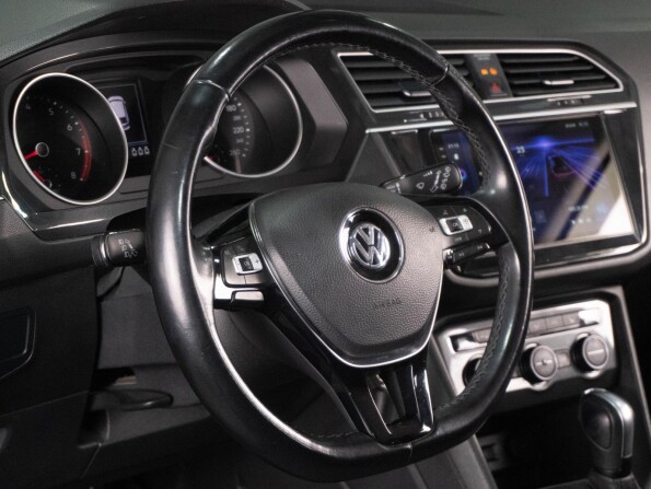 Volkswagen Tiguan II с пробегом 2019 года, цена 2 659 000 рублей, 46403 км, внедорожник, Автокод Объявления