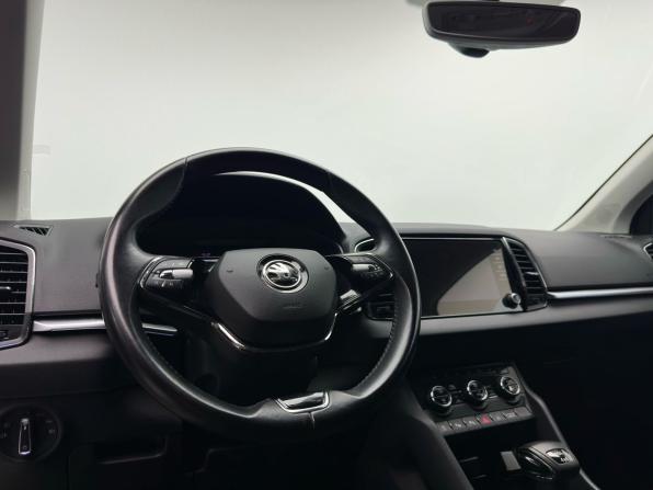 Skoda Karoq I с пробегом 2020 года, цена 2 429 000 рублей, 98215 км, внедорожник, Автокод Объявления