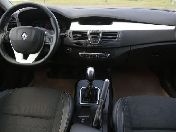 Renault Laguna III с пробегом 2008 года, цена 626 000 рублей, 198000 км, универсал, Автокод Объявления