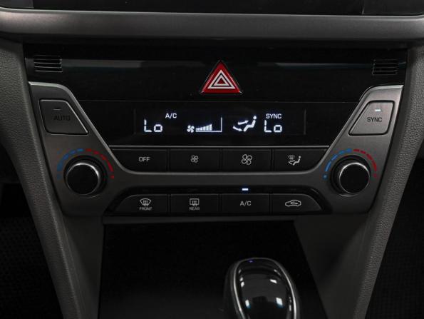 Hyundai Elantra VI (AD) с пробегом 2018 года, цена 1 497 000 рублей, 182197 км, седан, Автокод Объявления