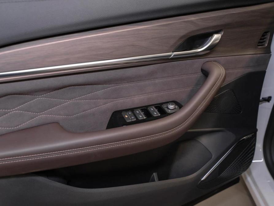 Geely Monjaro I Рестайлинг 2 Москва  - изображение 24