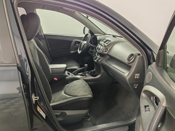 Toyota RAV4 III (XA30) Рестайлинг с пробегом 2011 года, цена 975 000 рублей, 338917 км, внедорожник, Автокод Объявления