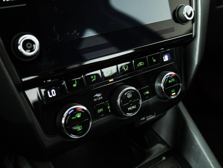 Skoda Octavia III (A7) Рестайлинг Санкт-Петербург  - изображение 16