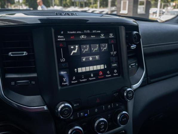 Ram 1500 V с пробегом 2021 года, цена 5 400 000 рублей, 105868 км, offers.body_type.unknown, Автокод Объявления