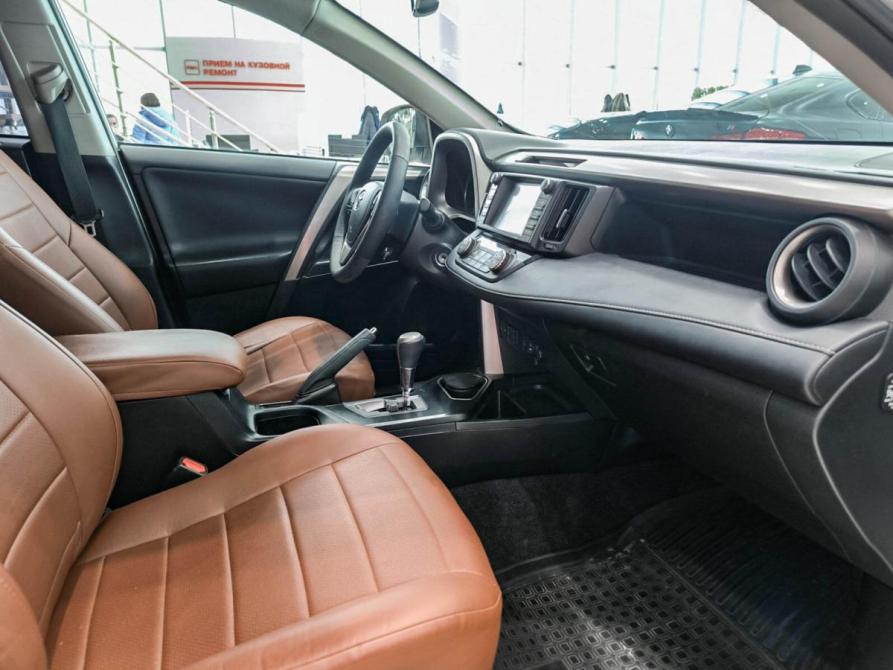 Toyota RAV4 IV (XA40) Рестайлинг Казань  - изображение 13