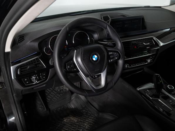 BMW 5 серии VII (G30/G31/G38) с пробегом 2019 года, цена 2 750 000 рублей, 165000 км, седан, Автокод Объявления