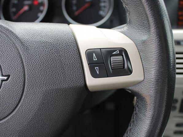 Opel Astra H Рестайлинг с пробегом 2007 года, цена 399 000 рублей, 196573 км, хэтчбек, Автокод Объявления