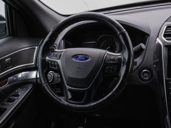Ford Explorer V Рестайлинг с пробегом 2016 года, цена 2 195 000 рублей, 229283 км, внедорожник, Автокод Объявления