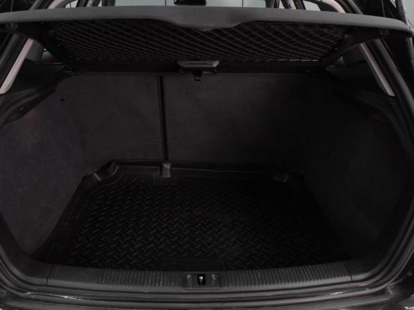 Audi A3 II (8P) Рестайлинг 1 с пробегом 2008 года, цена 769 000 рублей, 276002 км, хэтчбек, Автокод Объявления