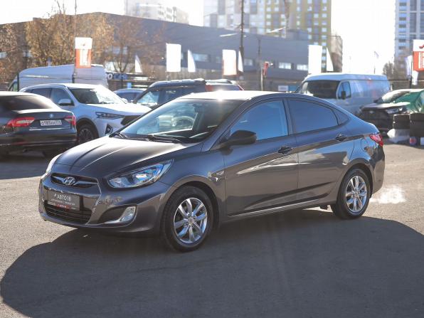 Hyundai Solaris I с пробегом 2013 года, цена 849 000 рублей, 127300 км, седан, Автокод Объявления