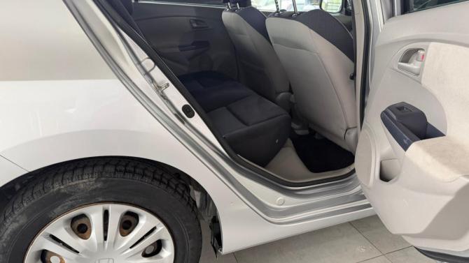 Honda Insight II с пробегом 2009 года, цена 815 000 рублей, 132000 км, хэтчбек, Автокод Объявления