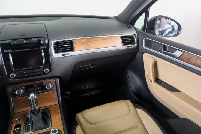 Volkswagen Touareg II с пробегом 2011 года, цена 2 149 000 рублей, 179000 км, внедорожник, Автокод Объявления