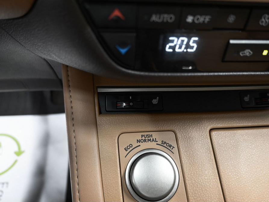 Lexus ES VI Рестайлинг Тверь  - изображение 24
