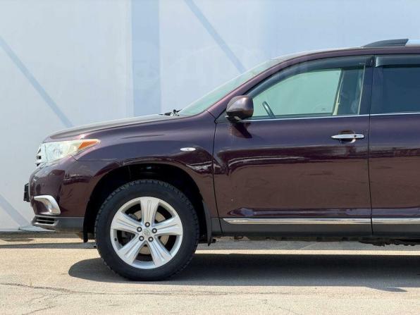 Toyota Highlander II (XU40) Рестайлинг с пробегом 2013 года, цена 2 290 000 рублей, 129121 км, внедорожник, Автокод Объявления