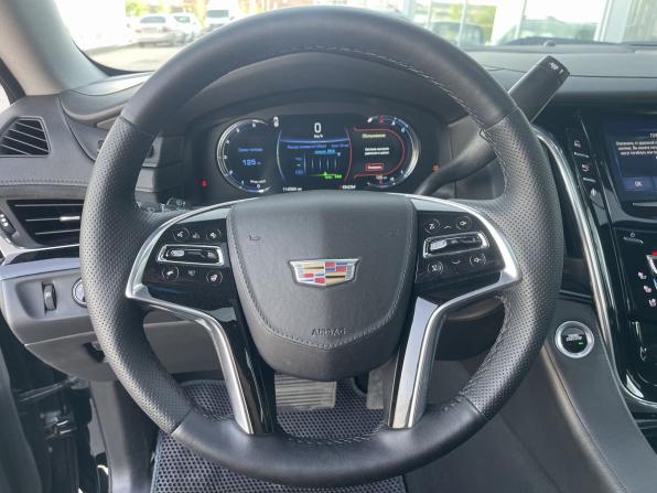 Cadillac Escalade IV с пробегом 2016 года, цена 4 495 000 рублей, 114600 км, внедорожник, Автокод Объявления