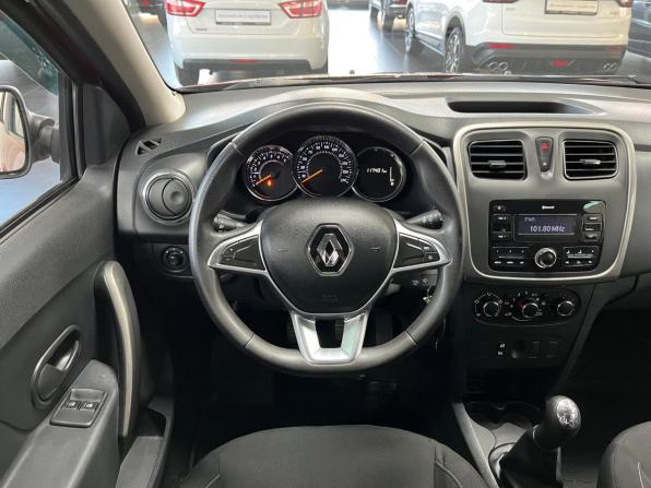 Renault Sandero II Рестайлинг с пробегом 2019 года, цена 1 108 000 рублей, 117300 км, хэтчбек, Автокод Объявления