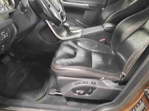 Volvo XC60 I с пробегом 2013 года, цена 1 300 000 рублей, 303000 км, внедорожник, Автокод Объявления