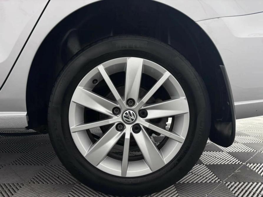Volkswagen Polo V Рестайлинг Псков  - изображение 20