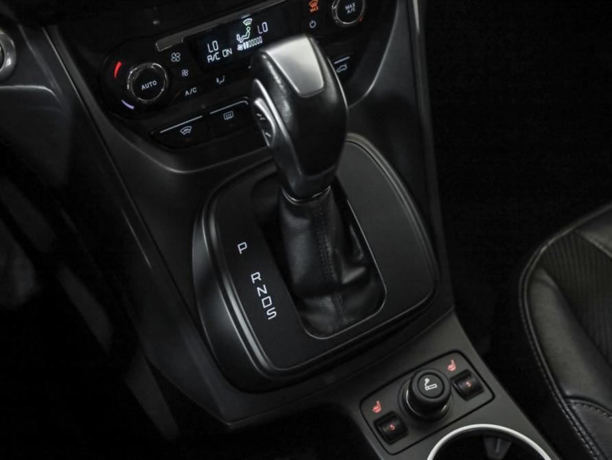 Ford Kuga II Санкт-Петербург  - изображение 17