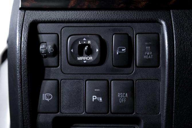 Toyota Land Cruiser 200 Series с пробегом 2011 года, цена 2 699 000 рублей, 406238 км, внедорожник, Автокод Объявления