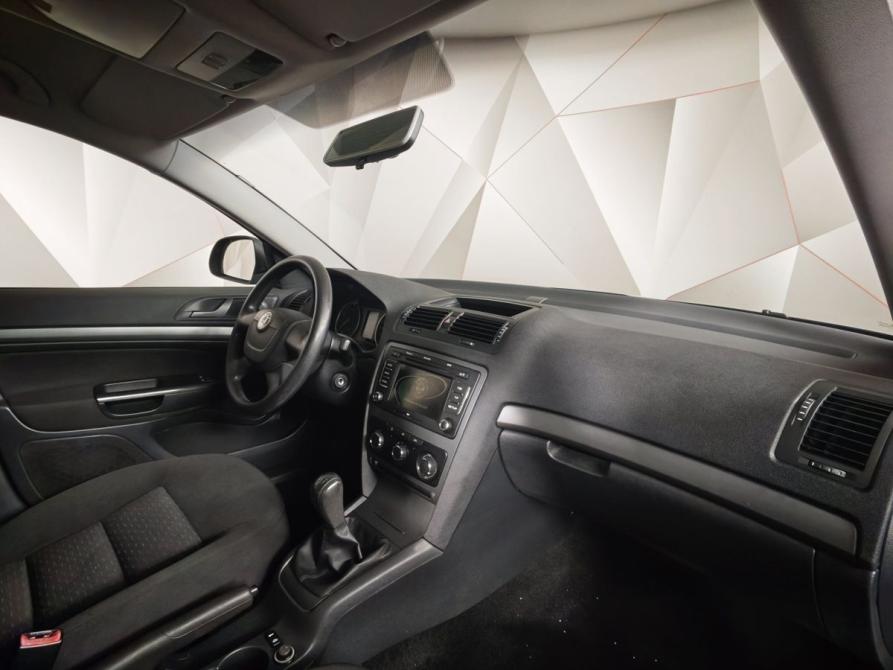 Skoda Octavia II (A5) Рестайлинг Москва  - изображение 12