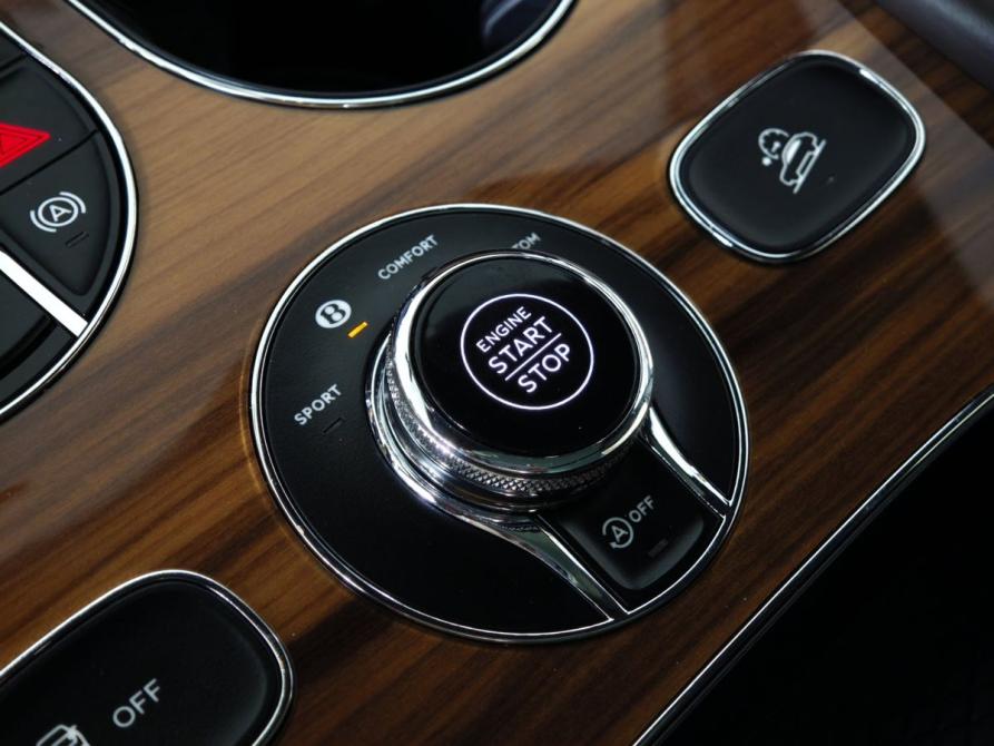 Bentley Bentayga I Москва  - изображение 25