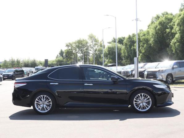 Toyota Camry VIII (XV70) с пробегом 2018 года, цена 2 710 000 рублей, 160263 км, седан, Автокод Объявления