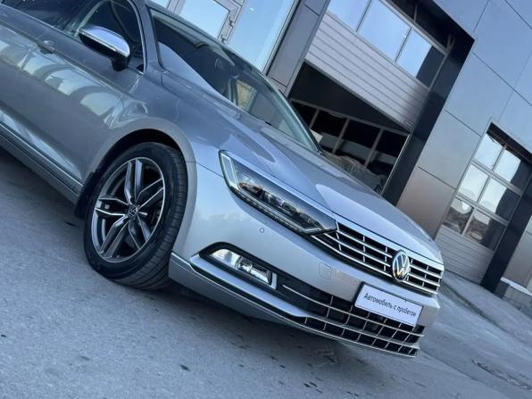 Volkswagen Passat B8 с пробегом 2015 года, цена 1 815 000 рублей, 101941 км, седан, Автокод Объявления