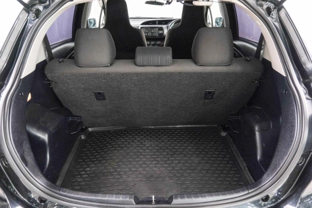 Toyota Vitz III (XP130) Рестайлинг 2 Красноярск  - изображение 21