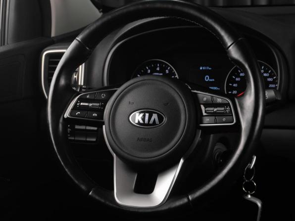 Kia Sportage IV Рестайлинг с пробегом 2019 года, цена 2 675 000 рублей, 39090 км, внедорожник, Автокод Объявления