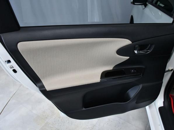 Toyota Wish II Рестайлинг с пробегом 2015 года, цена 1 495 000 рублей, 143210 км, минивэн, Автокод Объявления